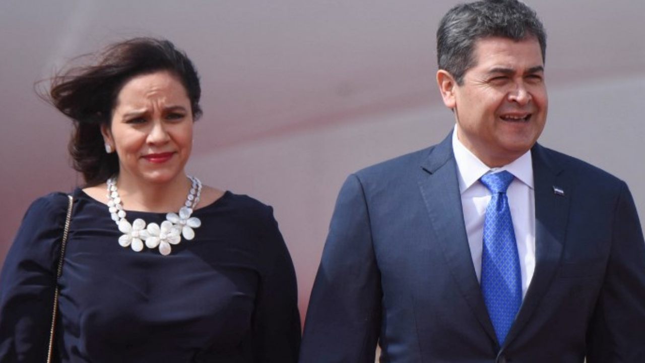 Imagen de CNA denuncia que Ana García trasladó L 60 millones a banco hondureño días antes de confirmarse extradición de JOH
