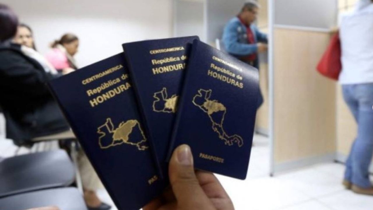 Imagen Principal de Nota: Estos son los requisitos para tramitar el pasaporte hondureño en EE. UU.