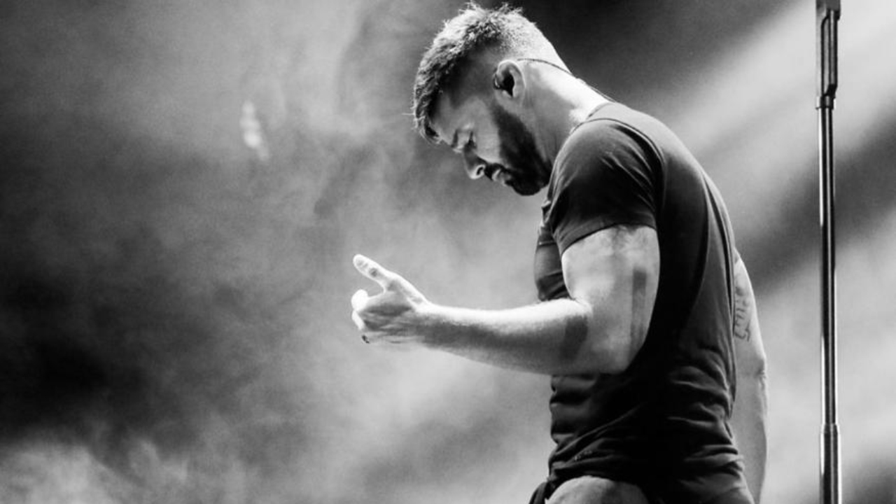 Imagen Principal de Nota: Ricky Martin confesó el momento 'traumatizante'  que vivió por la covid