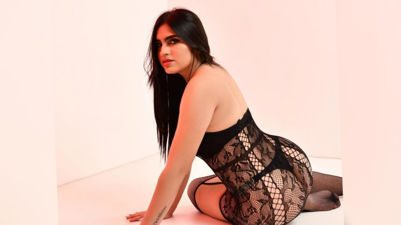 Imagen de Roxanna Somoza eleva la temperatura en redes  con sensuales vídeos y fotos