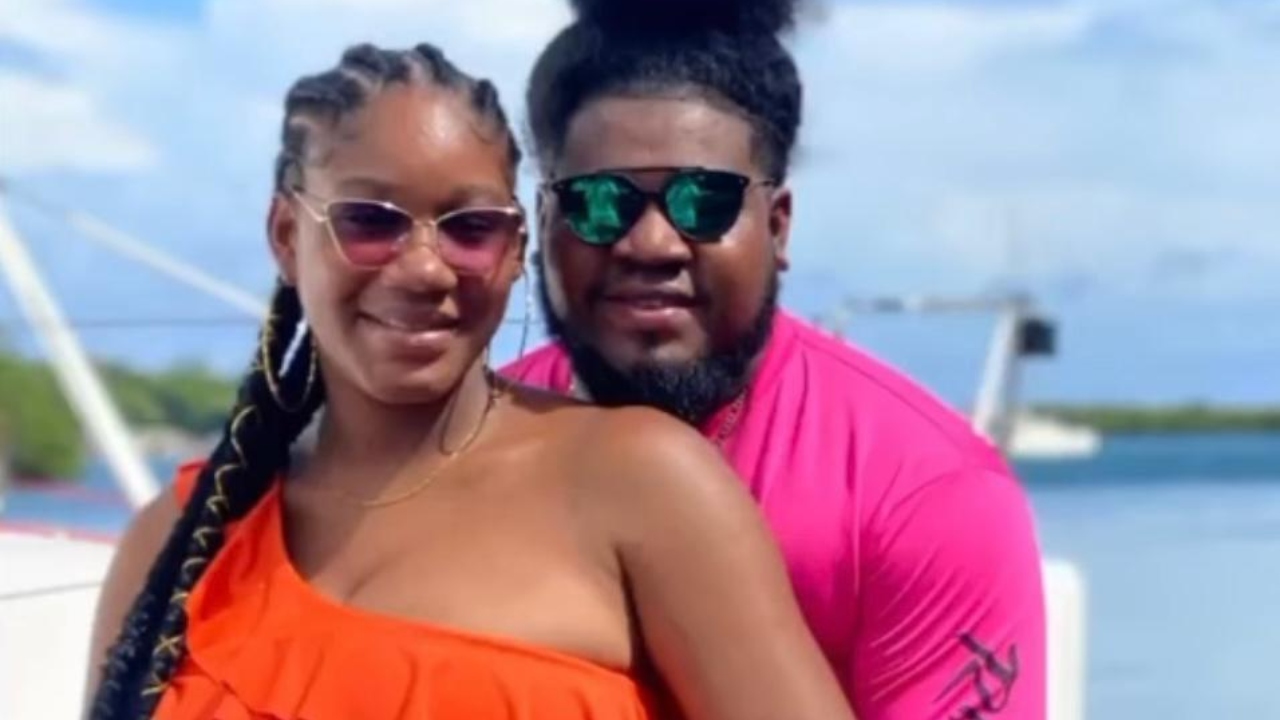 Imagen de 'Sos medio amargado': Con romántico video esposa de La More lo sorprende por su   cumpleaños