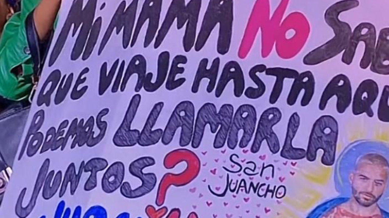 Imagen de 'Mi mamá no sabe que estoy aquí', Maluma salva fanática de un castigo por escaparse a un concierto