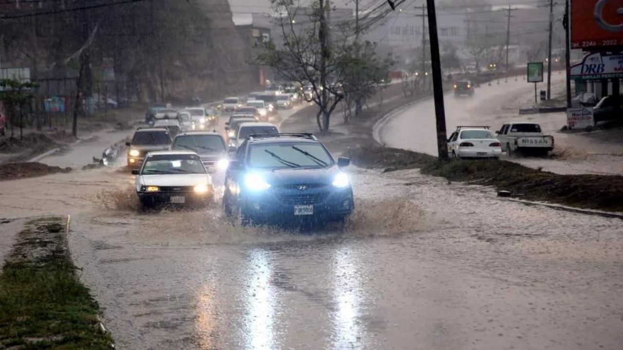 Imagen Principal de Nota: Continúan las lluvias en Honduras, vea en qué zonas