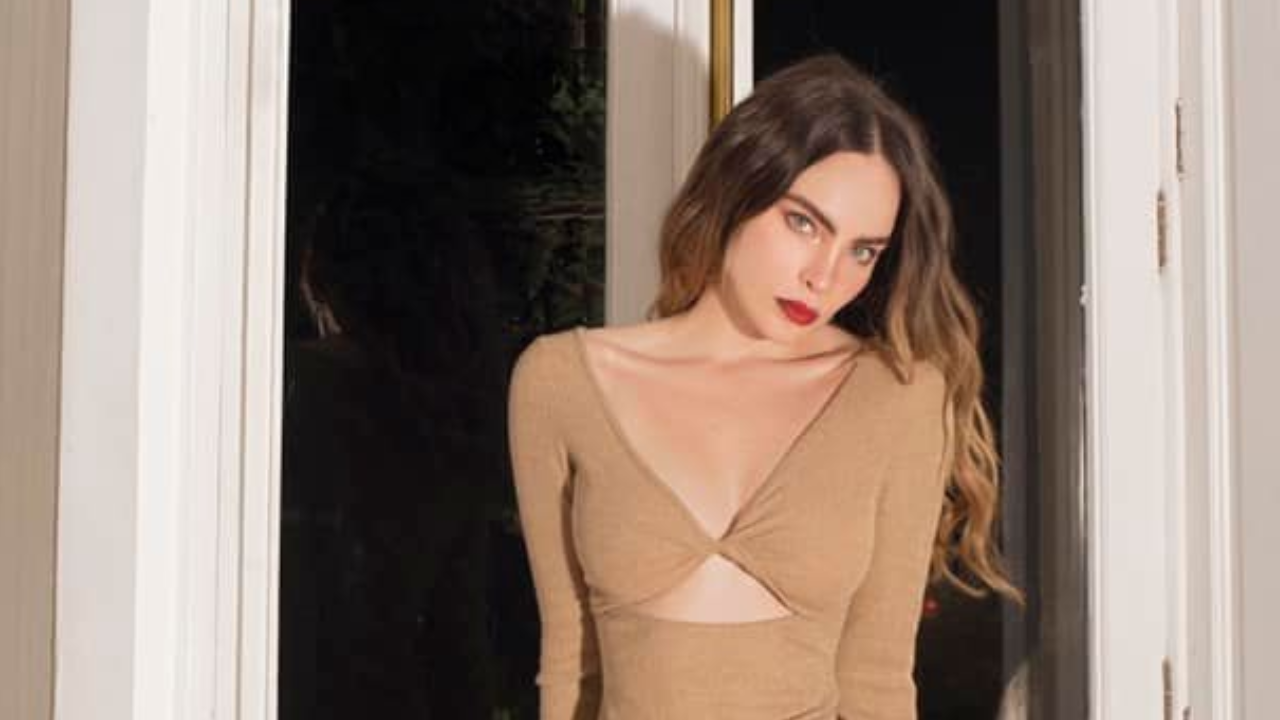 Imagen de Belinda sacude las redes luciendo su figura en transparencias