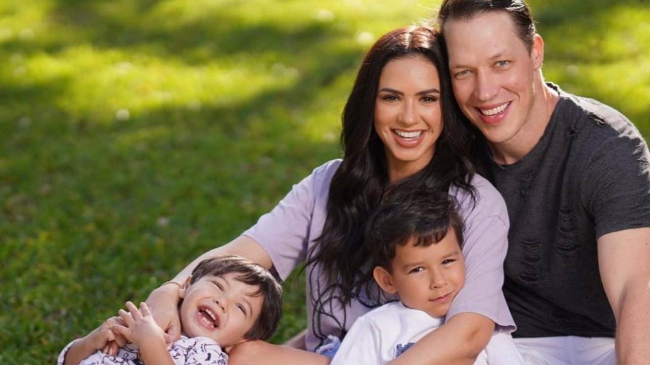 Imagen Principal de Nota: Ana Jurka regresa con su esposo al lugar donde se casaron hace 11 años en Honduras