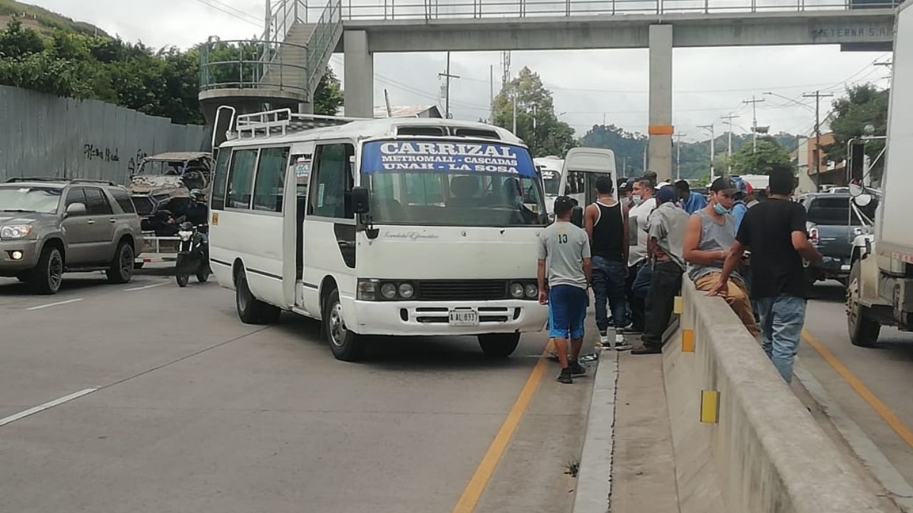 Imagen de De 3 lempiras sería el aumento al pasaje de los rapiditos a partir de esta fecha