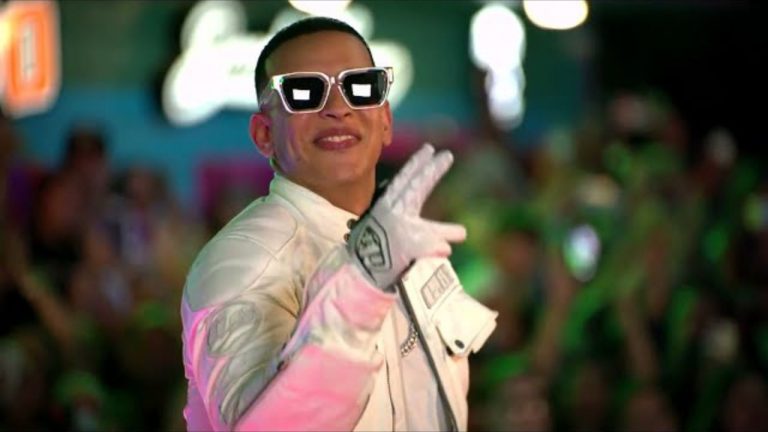 Imagen Principal de Nota: Así fue la última presentación de Daddy Yankee en Premios Juventud
