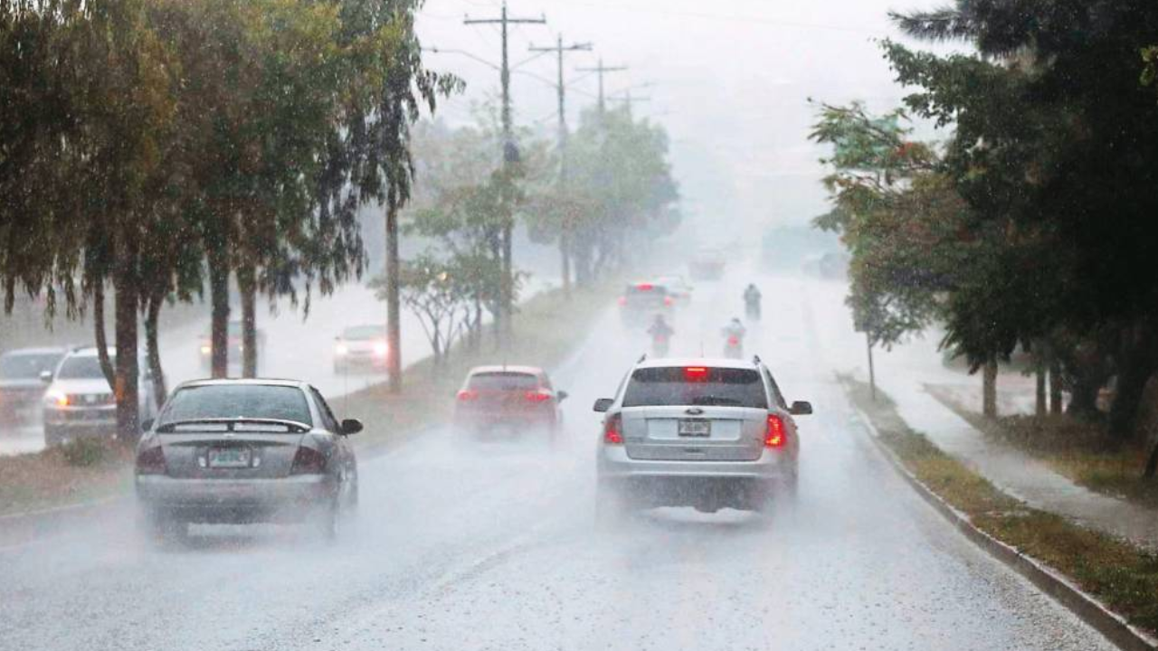 Imagen Principal de Nota: Lluvias con actividad eléctrica se registrarán en Honduras por ingreso de tormenta Bonnie