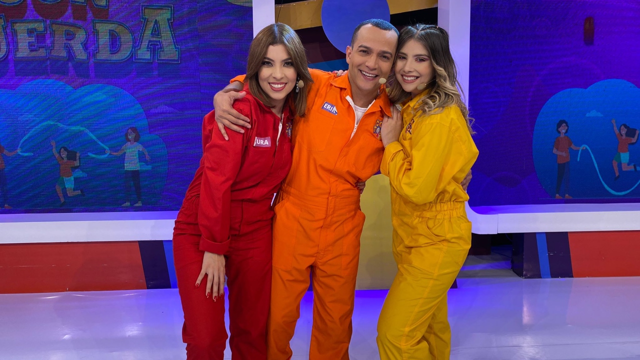 Imagen Principal de Nota: 'Celebramos nuestro primer aniversario ¡Con Todo!'