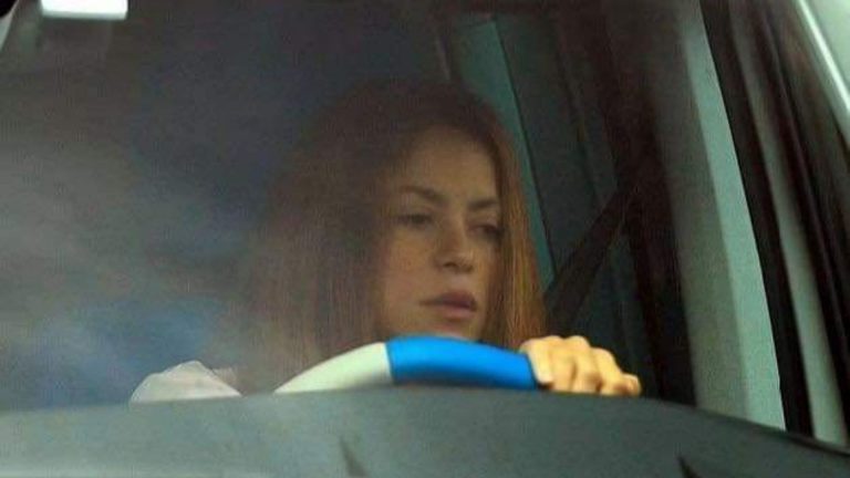 Imagen Principal de Nota: Shakira está triste, pero no por Piqué, esta es la razón