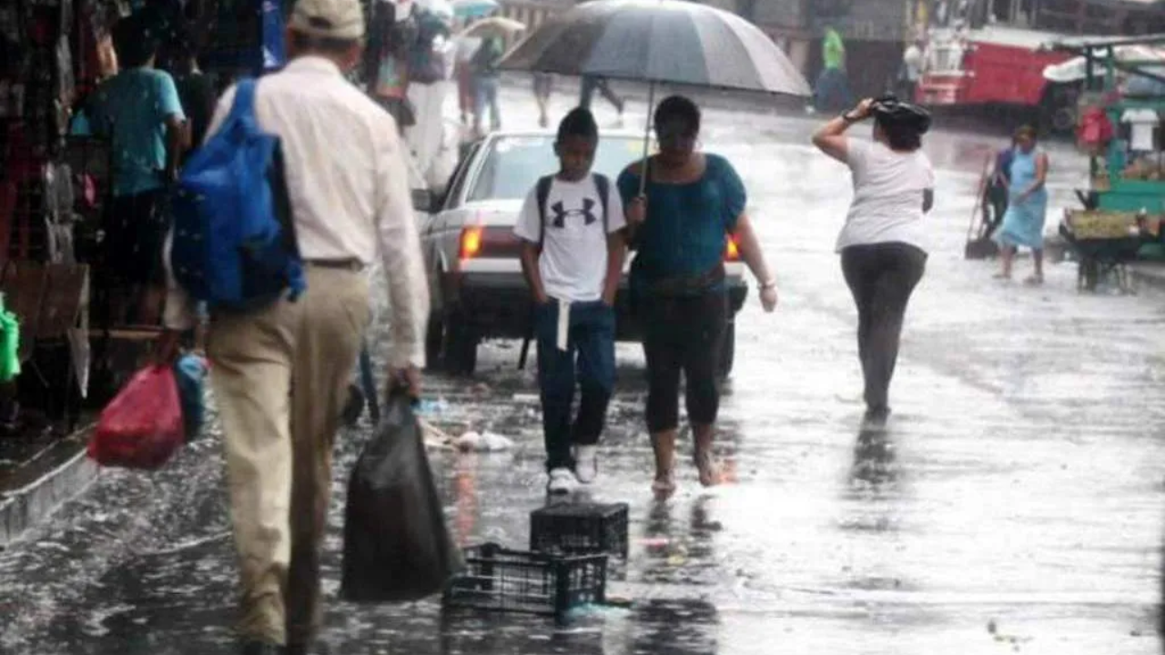 Imagen Principal de Nota: ¿Más lluvias? Esto pronostican Copeco para las próximas 24 horas en el territorio hondureño
