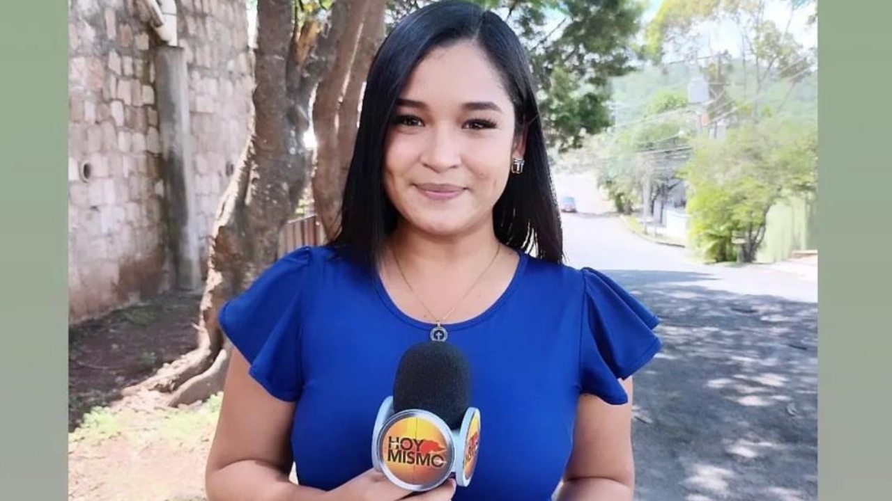 Imagen Principal de Nota: ‘Mucho fanatismo religioso por aquí’: Nirvana Velásquez manda a callar a quienes aseguran no agradece a Dios