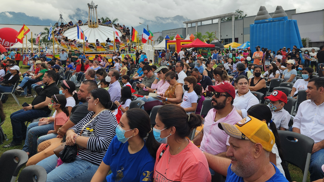 Imagen Principal de Nota: Expofamilia 2022,  la más grande feria del país