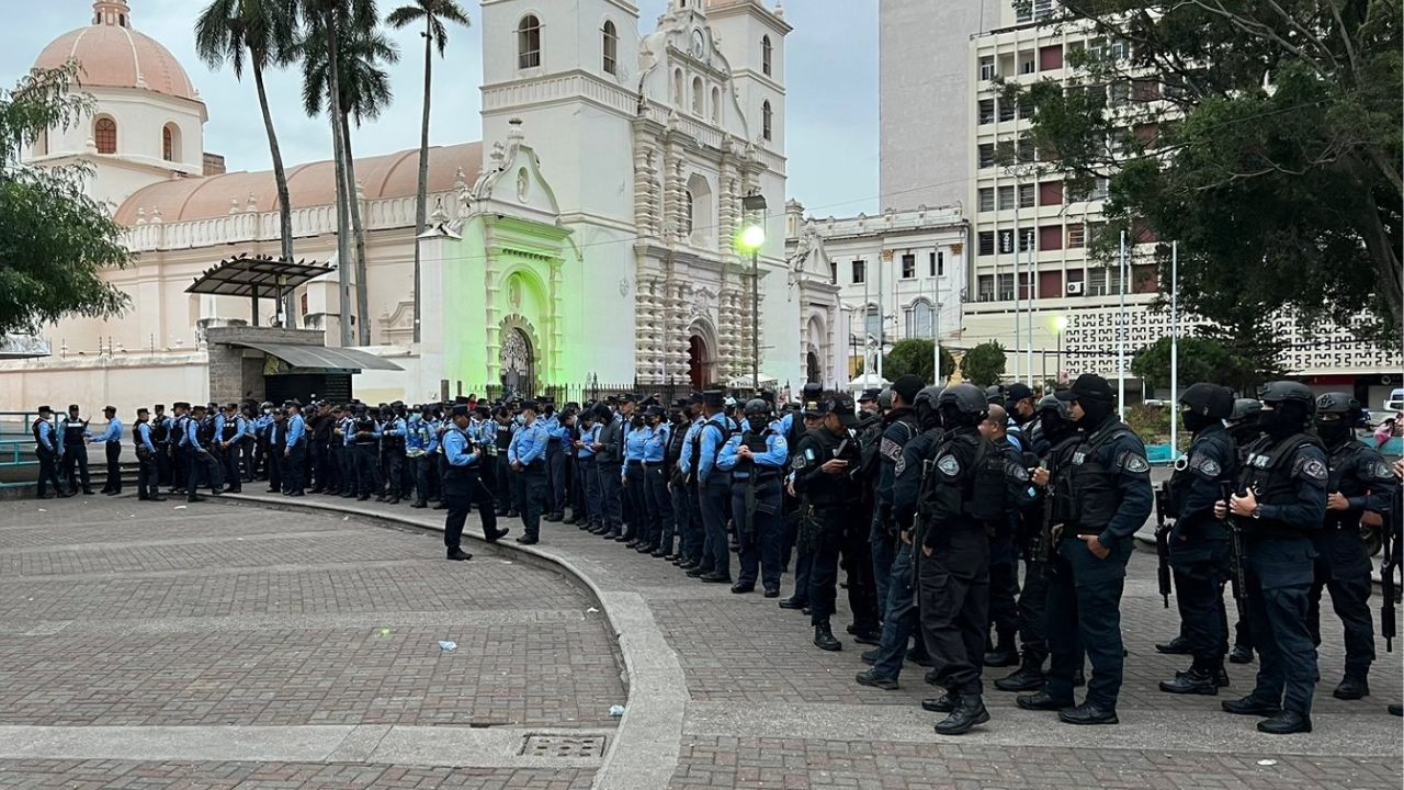 Imagen Principal de Nota: Secretaría de Seguridad pedirá ampliar estado de excepción