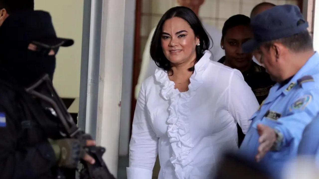 Imagen Principal de Nota: Rosa Elena Bonilla saldrá de la cárcel para cumplir arresto domiciliario
