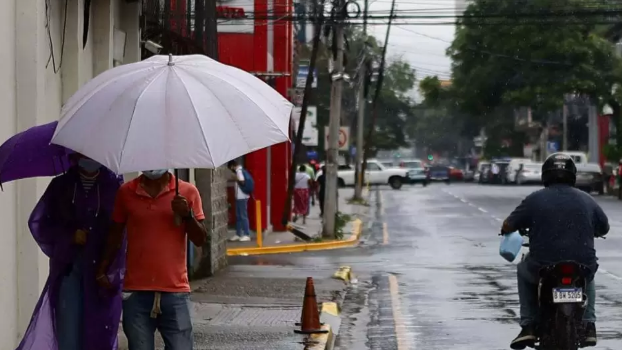 Imagen Principal de Nota: Vaguada continuará generando lluvias en estas regiones de Honduras