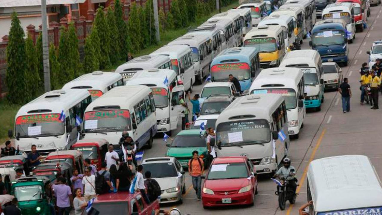 Imagen Principal de Nota: Transporte, a paro de labores desde el miércoles 22 de marzo