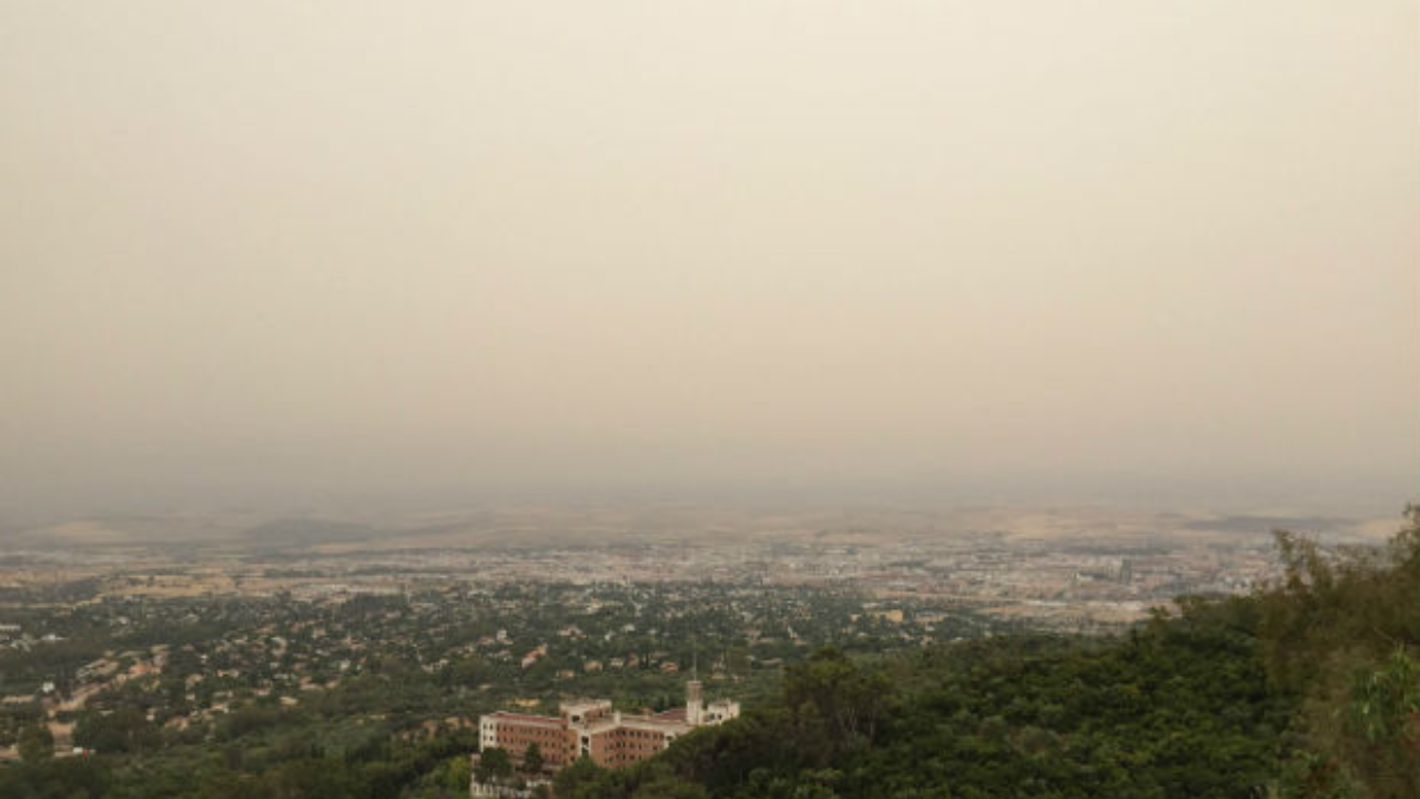 Imagen Principal de Nota: Polvo del Sahara provocará altas temperaturas en Honduras; tome estas recomendaciones