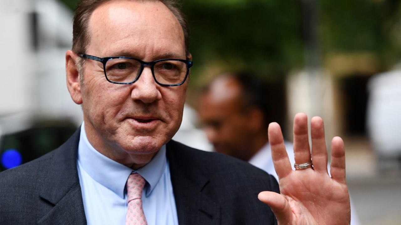 Imagen Principal de Nota: Kevin Spacey, declarado inocente de delitos sexuales contra cuatro hombres en Inglaterra
