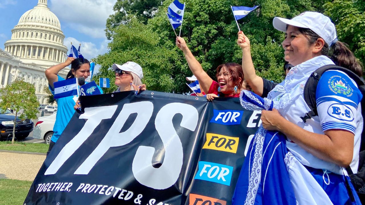 Imagen Principal de Nota: Estados Unidos TPS Honduras: periodo de reinscripción para hondureños se extiende hasta el 2025