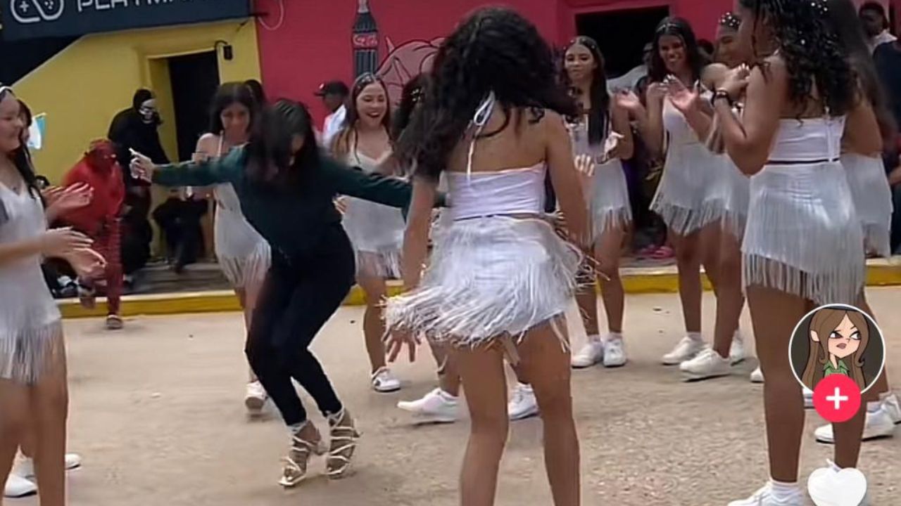 Imagen Principal de Nota: Palillonas olanchanas se roban el show con sus pasos de playero
