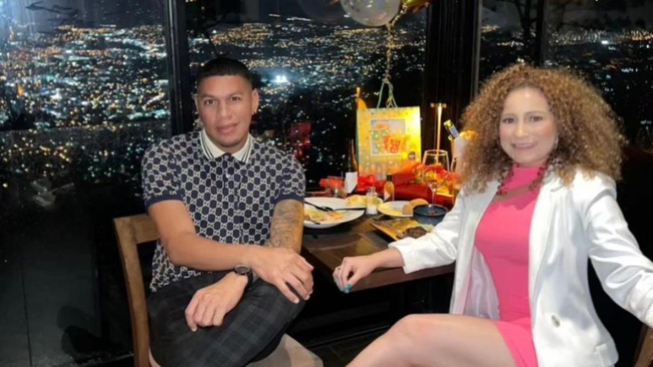 Imagen Principal de Nota: Mayra Tercero festeja el cumpleaños a Denovan Torres con romántica cena