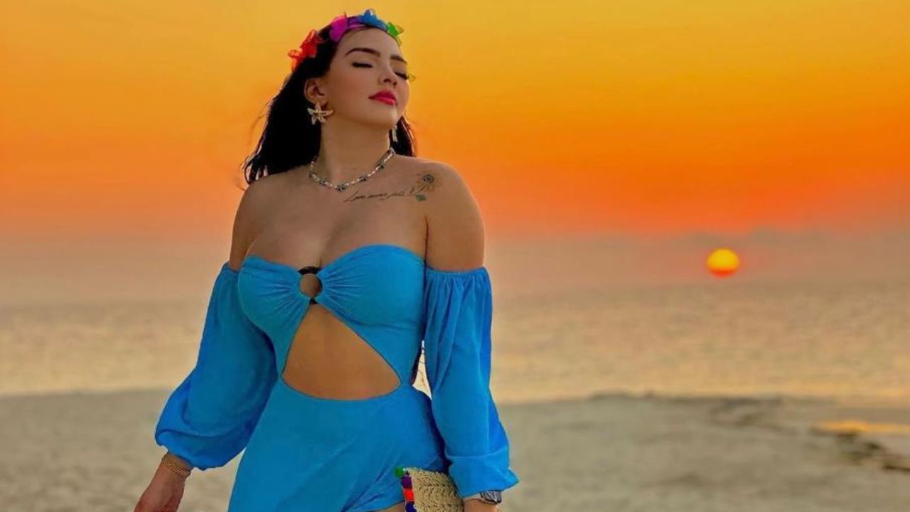 Imagen Principal de Nota: ¿Terror en la cama? Fanny Fuentes publica atrevida foto en lencería
