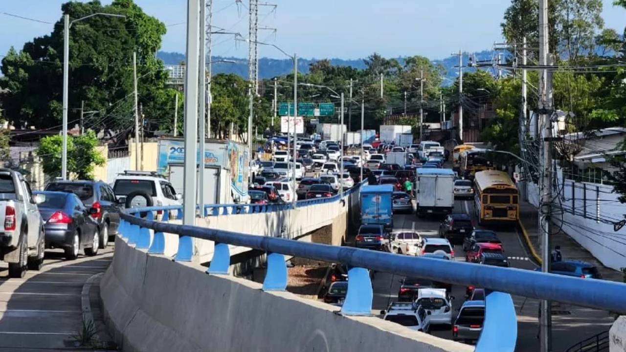 Imagen Principal de Nota: ¿Cuándo entran en vigencia los horarios escalonados en Honduras?