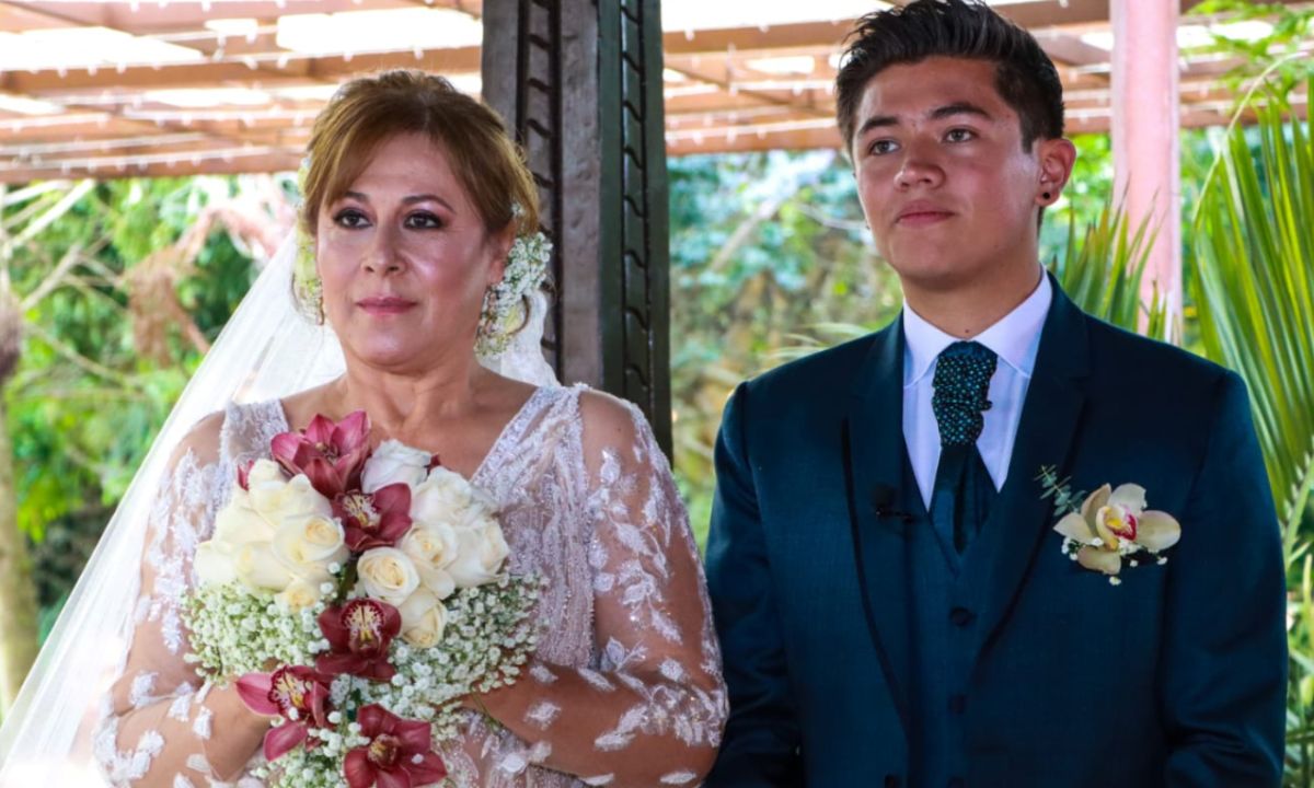 Imagen Principal de Nota: Actriz colombiana de 54 años se casó con su 'colágeno'