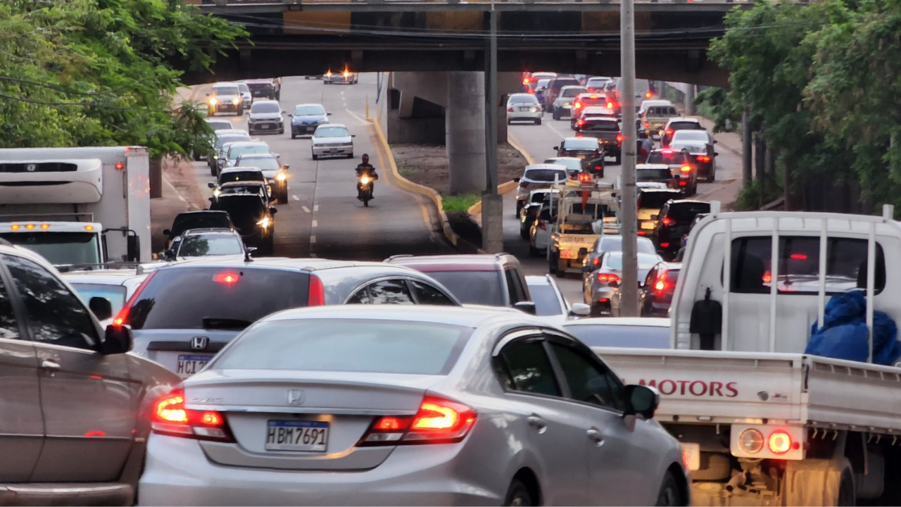Imagen Principal de Nota: Calles cerradas en Tegucigalpa este martes 13 de febrero de 2024