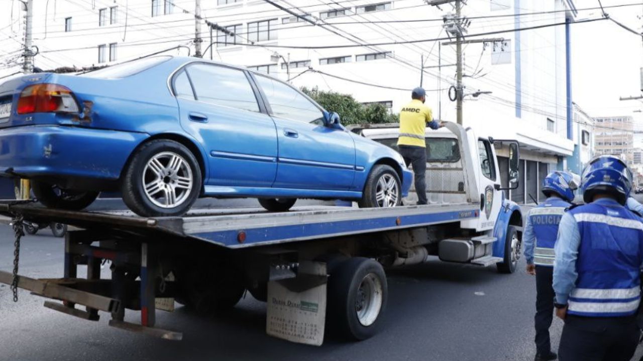 Imagen de Multa de hasta 3 mil lempiras aplicarán a conductores que estacionen mal su vehículo en la capital