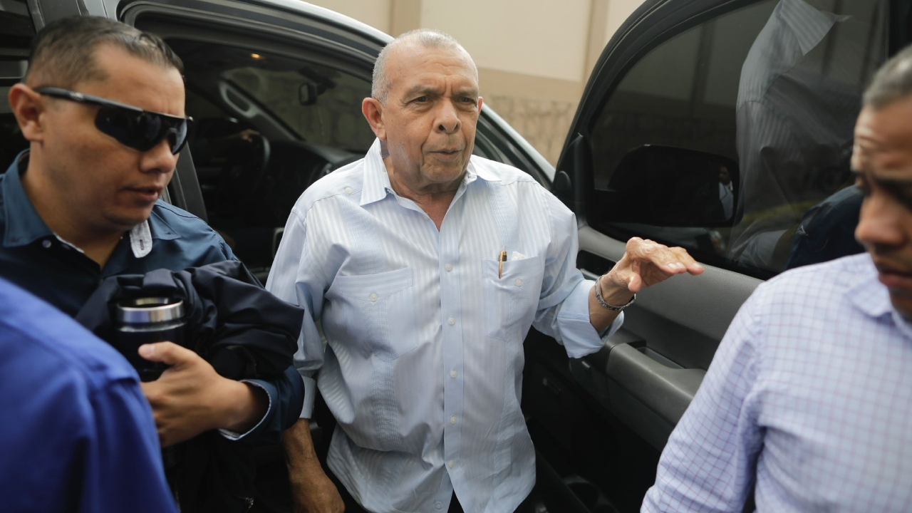 Imagen Principal de Nota: 'Pepe' Lobo, rompe el silencio sobre reunión con narcotraficantes en Honduras