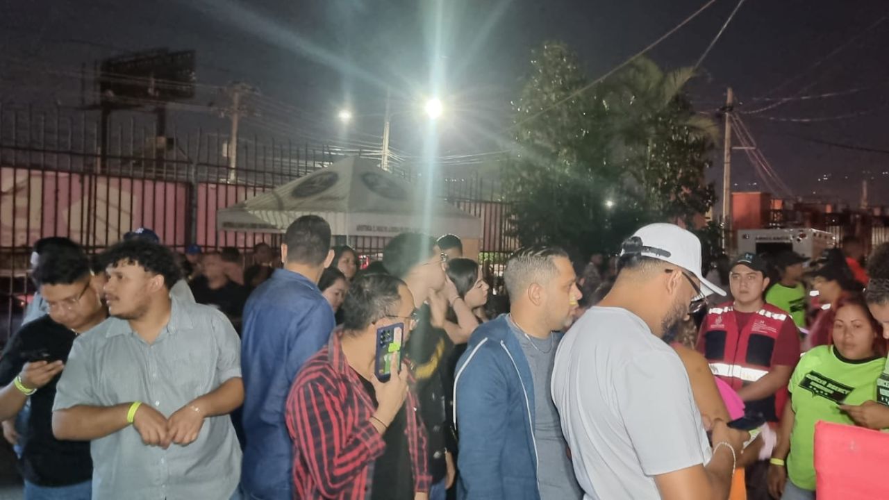 Imagen de Este es el ambiente que se vive previo al 'Reggaetón Fest'
