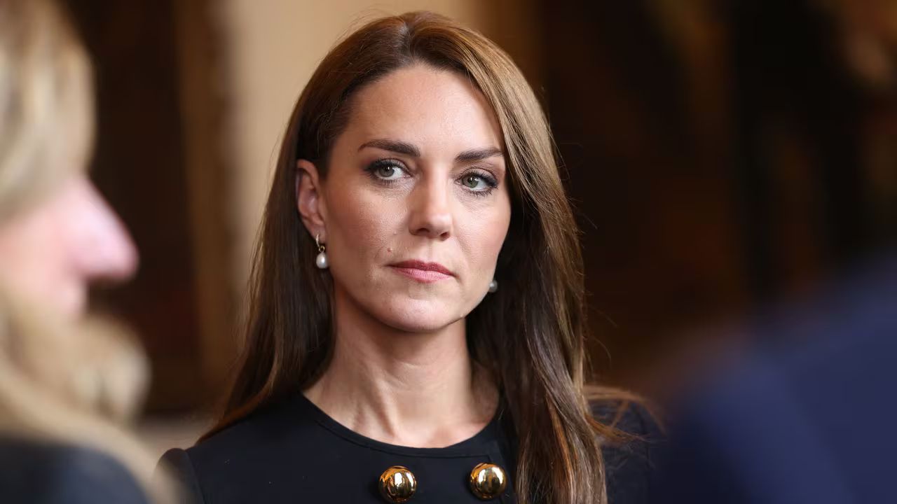 Imagen Principal de Nota: Kate Middleton, princesa de Gales, conmociona al mundo al anunciar su batalla contra el cáncer