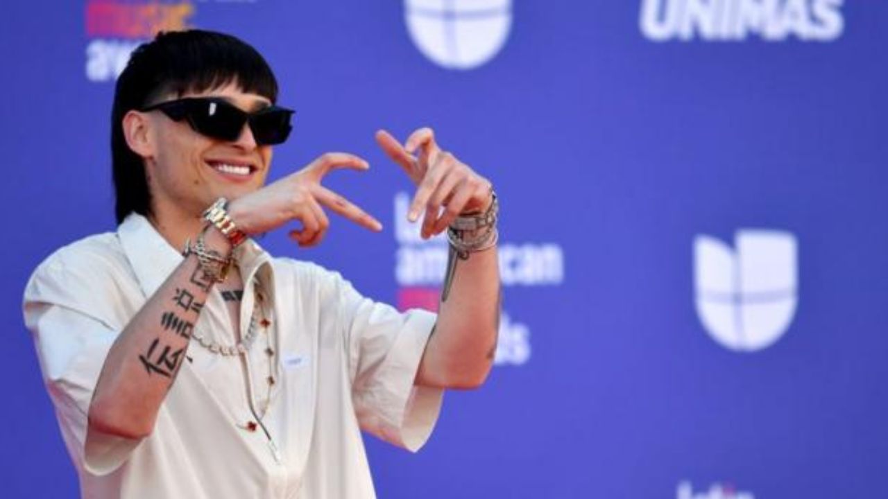 Imagen Principal de Nota: Peso Pluma conquista el Guinness World Records y se corona como el rey de YouTube en 2023