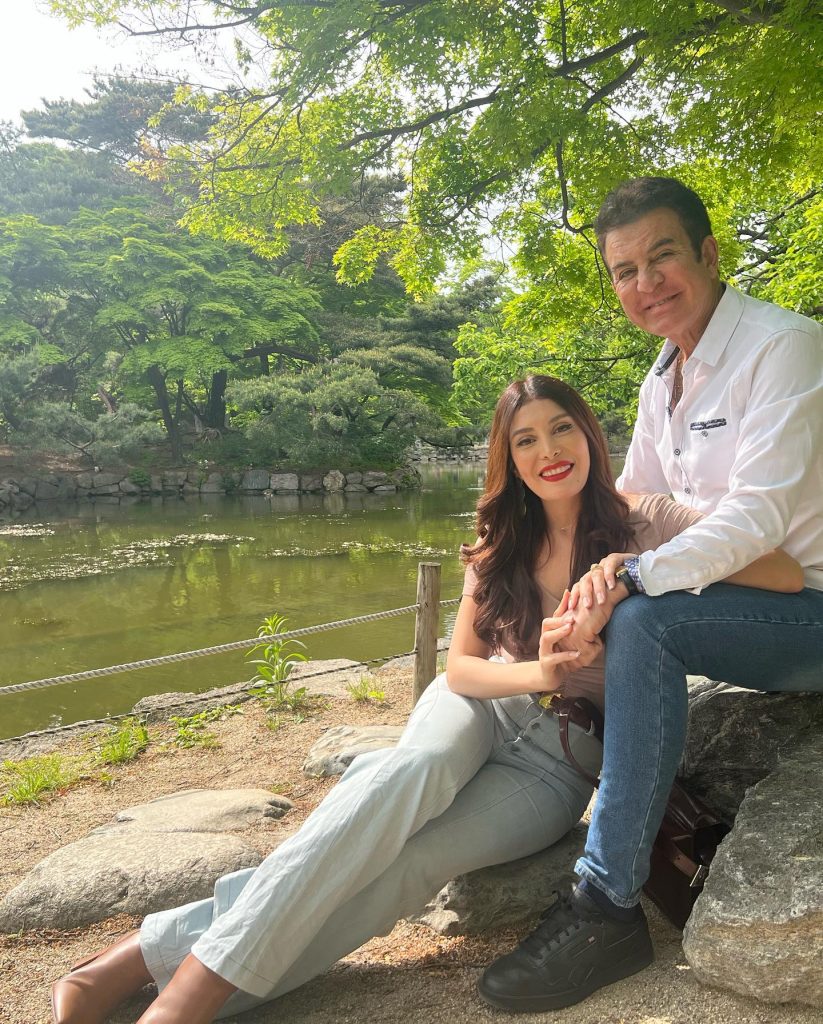 Salvador Nasralla junto a su esposa Iroshka Elvir
