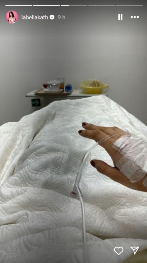 Bellakath aparece en el hospital y preocupa con su mensaje