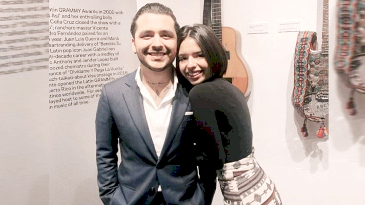 Nodal y Angela junto