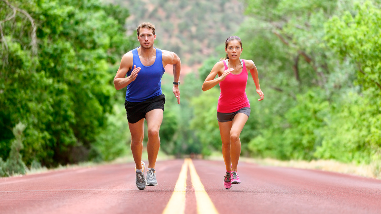 personas corriendo
