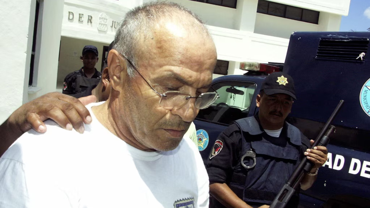 hombre detenido