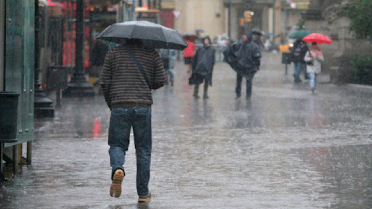 Imagen Principal de Nota: Clima hoy: Continúan las lluvias para este domingo en Honduras