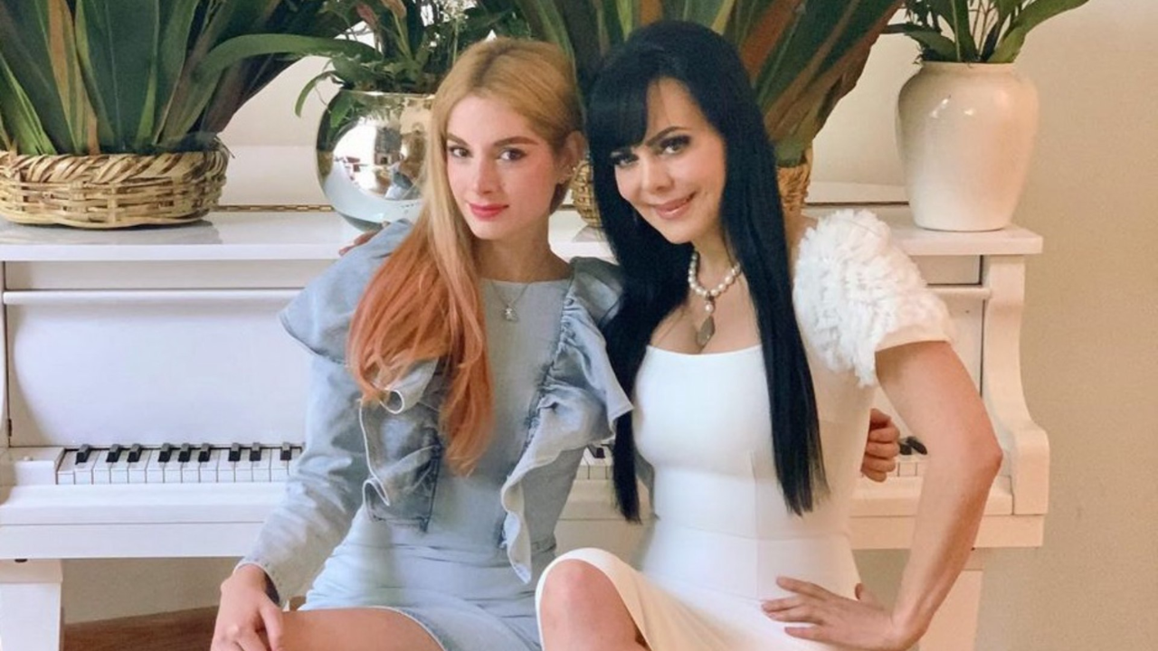 Imagen Principal de Nota: Maribel Guardia reacciona ante supuesto romance de su nuera Imelda Tuñón