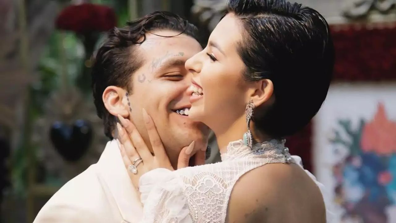 Imagen Principal de Nota: Angela Aguilar y Christian Nodal disfrutan su luna de miel en lujoso Yate