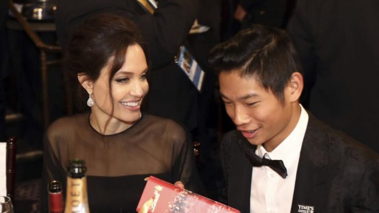 Imagen Principal de Nota: Hijo de Angelina Jolie sufre aparatoso accidente