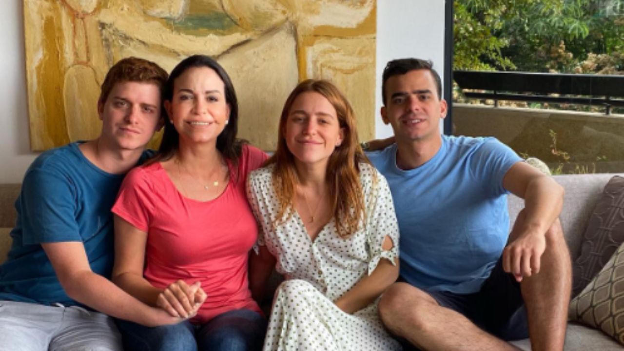 Imagen Principal de Nota: Hijos de María Corina Machado ¿Dónde viven?