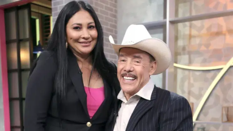 Imagen Principal de Nota: Padre de Jenni Rivera le propone matrimonio a su novia, quien es 37 años menor que él