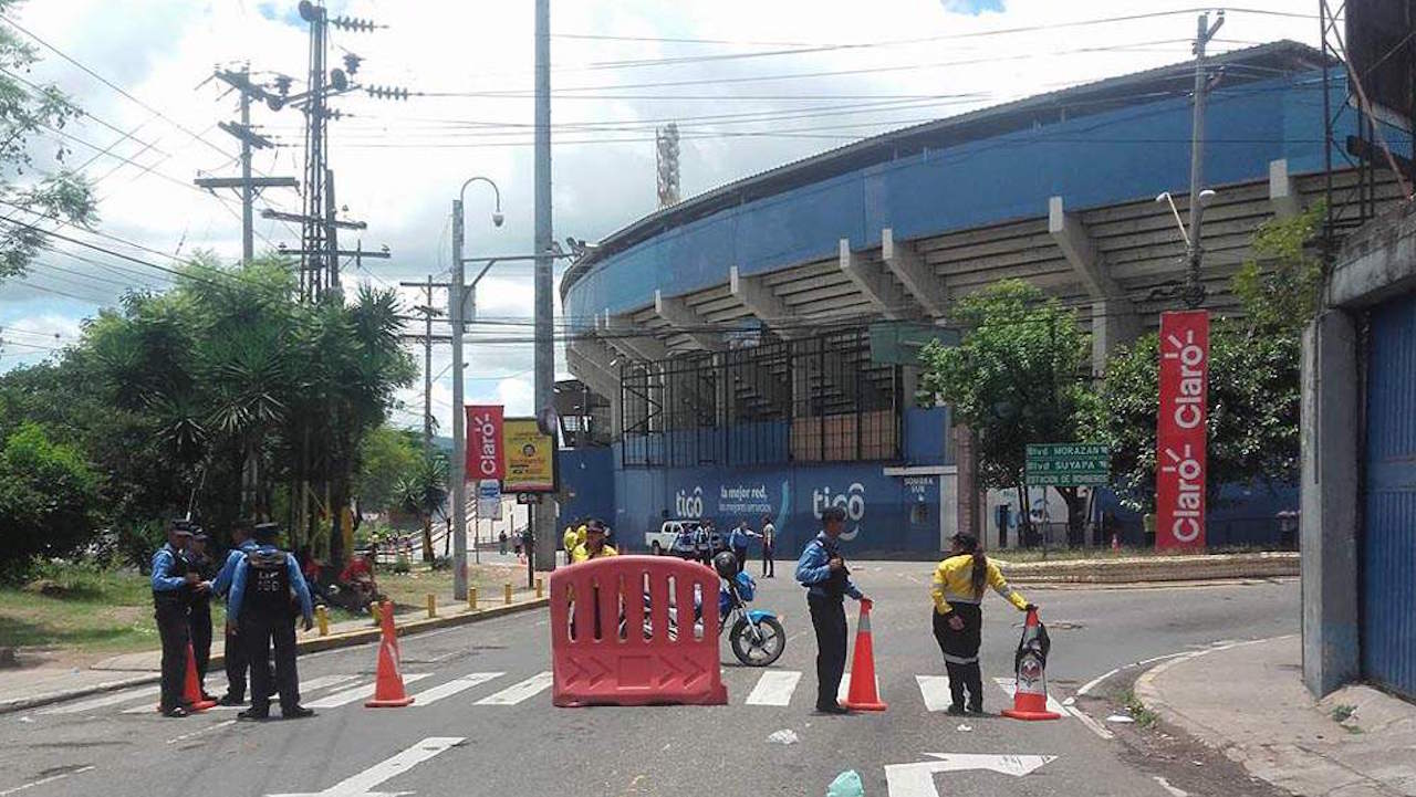 Imagen Principal de Nota: Calles de acceso al Chelato Uclés cerradas desde la 1:00 p. m. por clásico Olimpia-Motagua