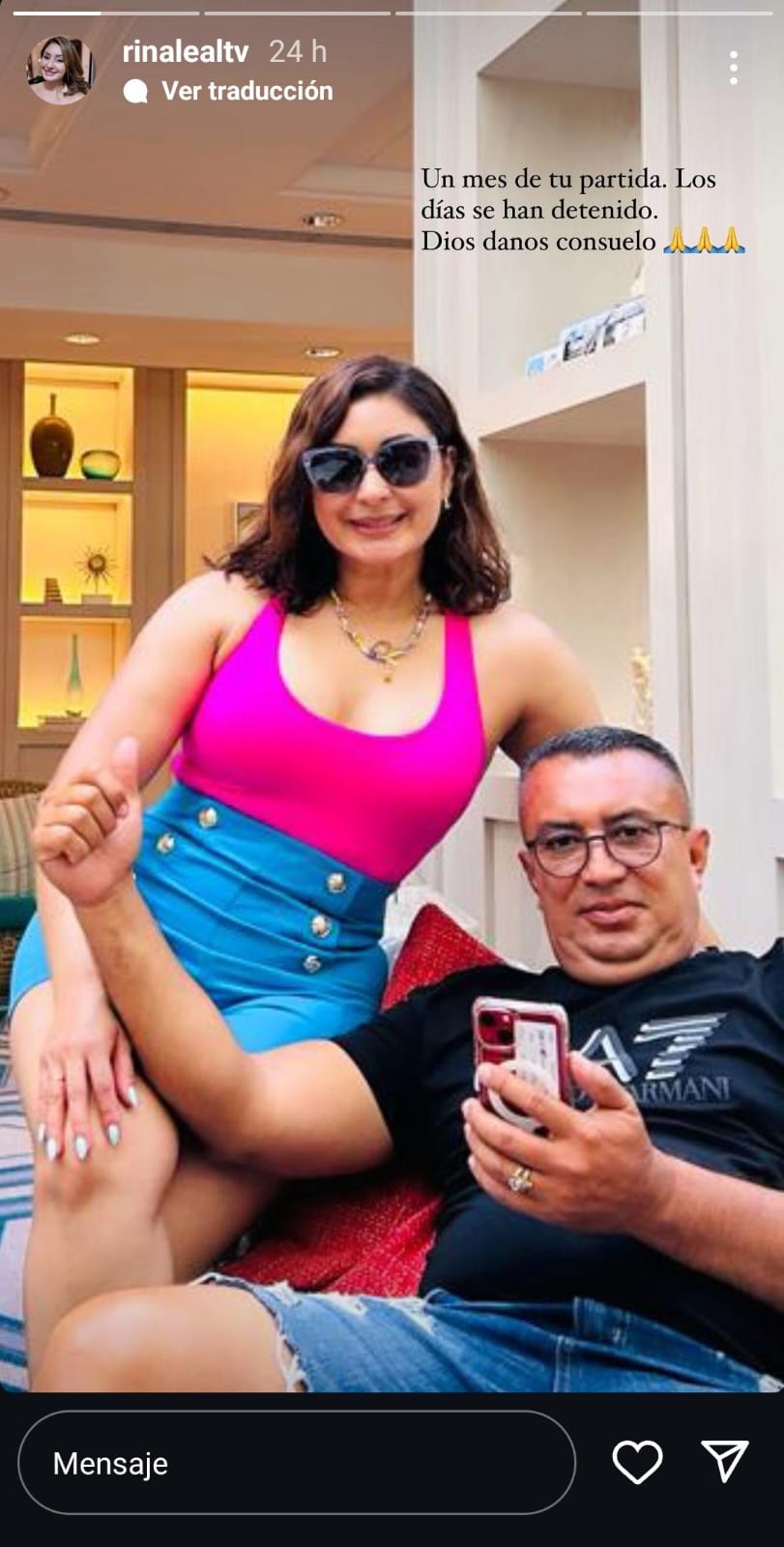 Rina Leal junto a su hermano Edwin