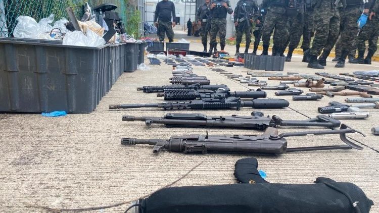 En algunas zonas de Honduras es muy difícil desempeñar la labor pastoral, sobre todo en medio de los conflictos entre las maras, bandas típicas de Centroamérica que están relacionadas con el narcotráfico y son muy violentas