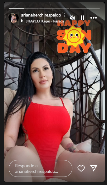 Con sexy foto Ariana Herchi le da los buenos días
